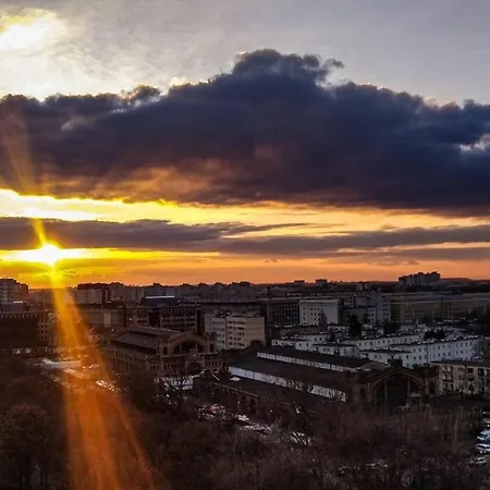 In The Heart Of Warsaw. Business&travel. * Varsovie