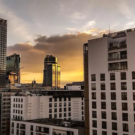 In The Heart Of Warsaw. Business&travel. وارسو