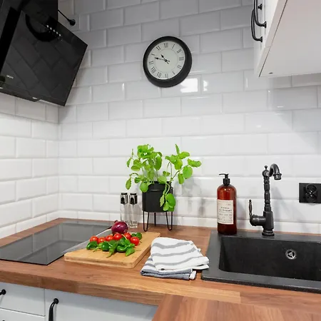 Graniczna 4 - B By Homeprime شقة وارسو